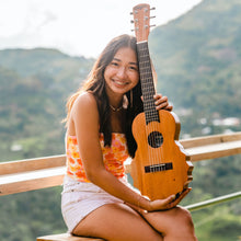 Load image into Gallery viewer, Guitarlele - Wagas Ukes
