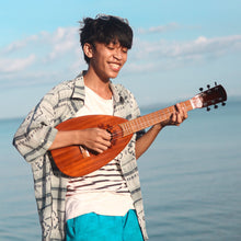Load image into Gallery viewer, Guitarlele - Wagas Ukes