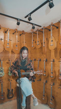 Load and play video in Gallery viewer, Guitarlele